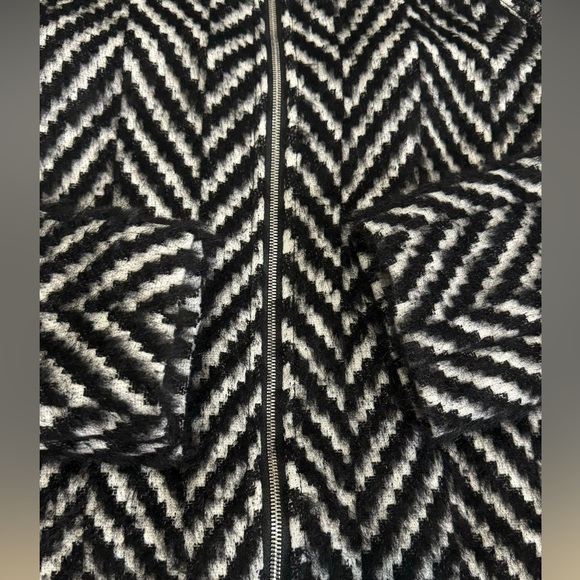 HELIOS & LUNA Jacket - Picture 8 of 8